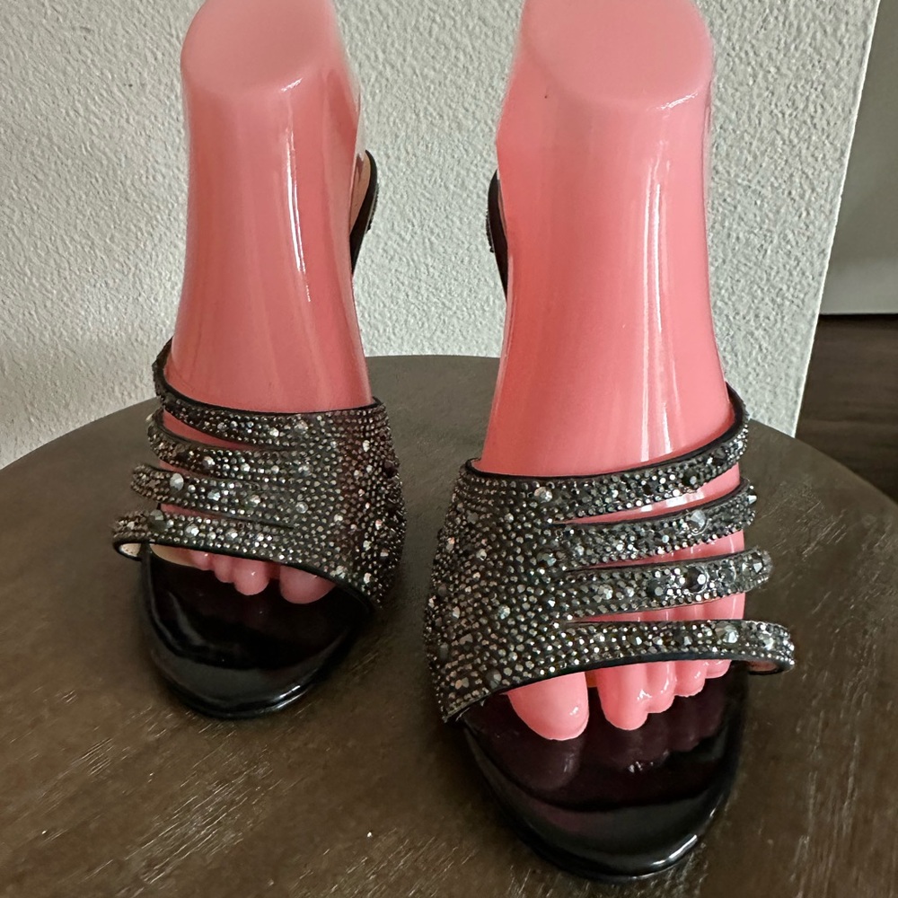 Elegant Black high sandals Women's Shoes size 10 comfortable and light